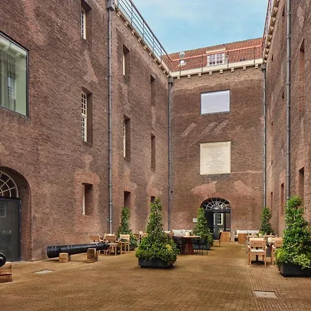 Arsenaal 4* Delft