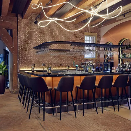 酒店 Arsenaal 代夫特